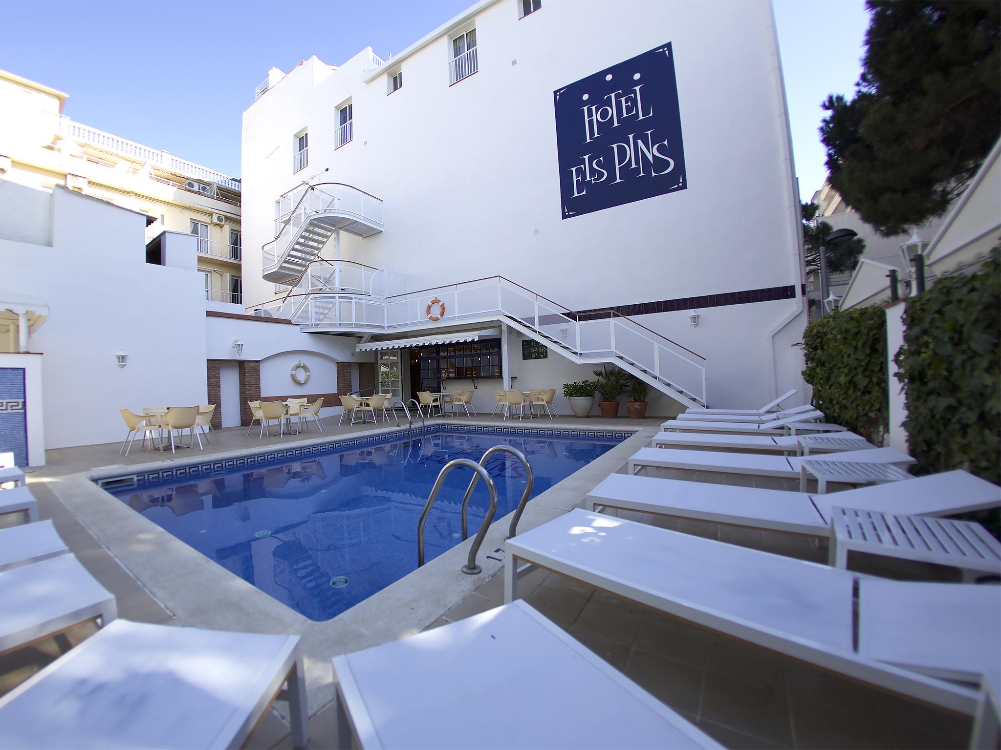Hotel Els Pins Platja d'Aro Exterior photo